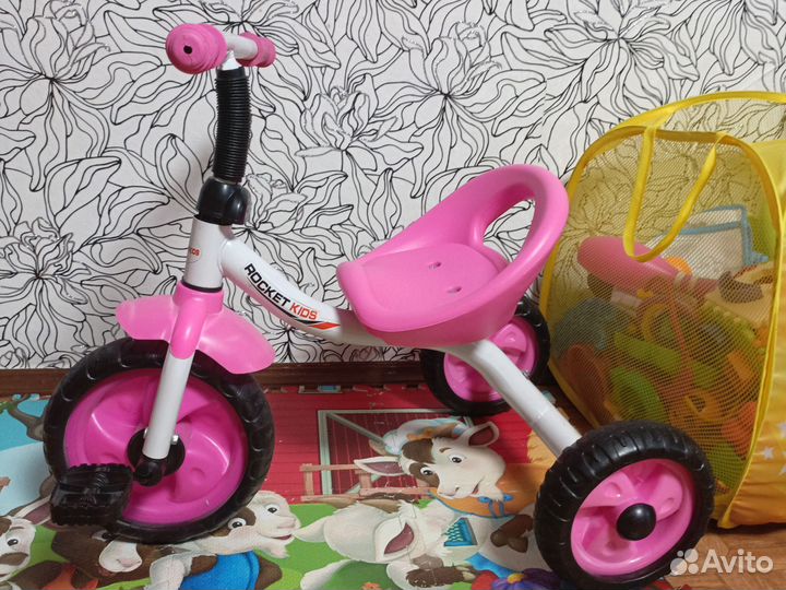 Детский трехколесный велосипед бу