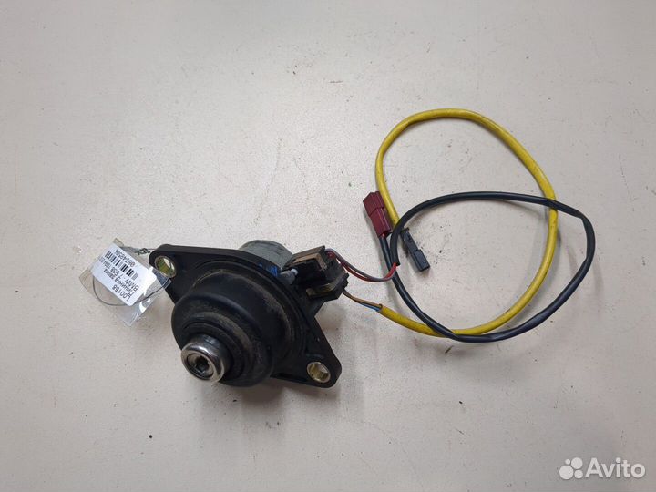 Личинка замка BMW 7 E38, 2000