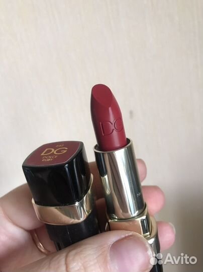 Dolce gabbana помада 642