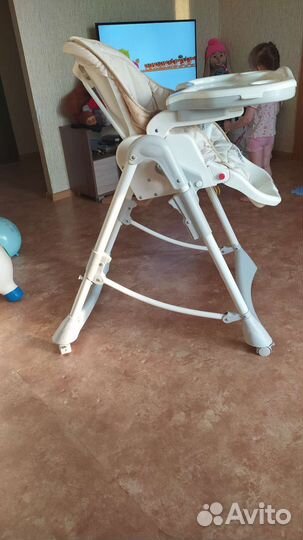 Стульчик для кормления happy baby classic