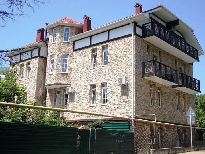 Комната 20 м², 2/2 эт.