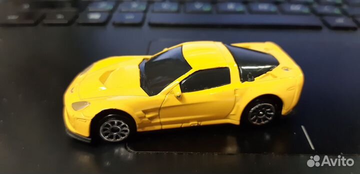 Модель RMZ City б/у 2010 Corvette C6-R. распак