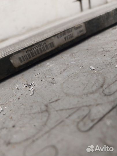 Радиатор кондиционера Dodge Grand Caravan, 2010