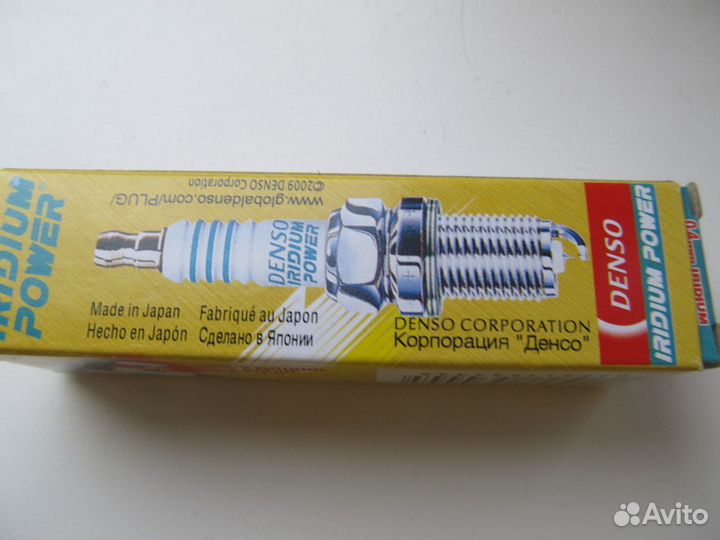 Свеча зажигания Champion RC8PYP и Denso IKH 20
