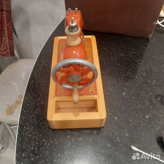 Швейная машина Подольск