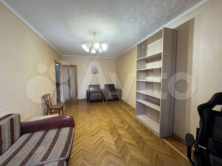 2-к. квартира, 50 м², 2/9 эт.