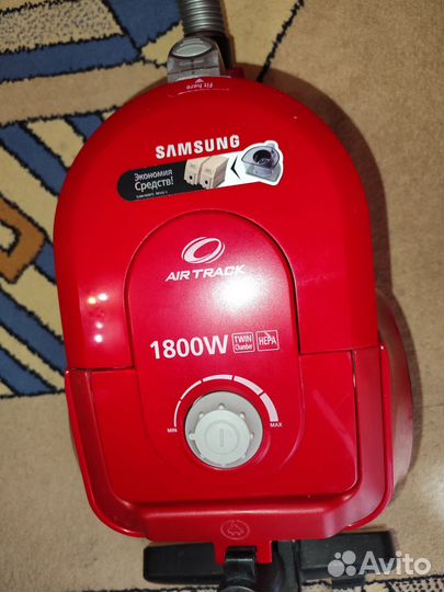 Пылесос Samsung 1800W