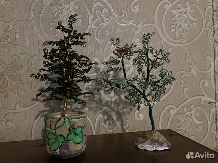 Деревья из бисера