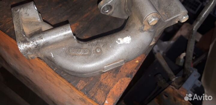 Патрубок 8980069960