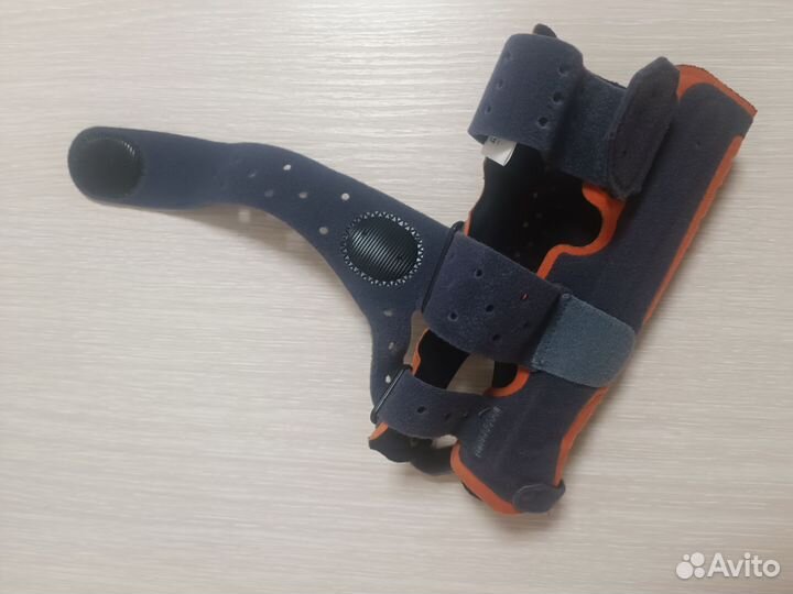 Ортез на лучезапястный сустав