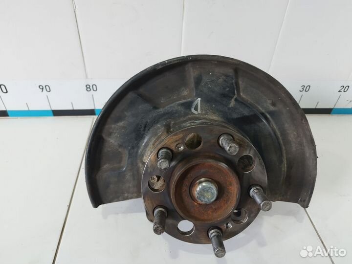 Кулак поворотный передний левый Kyron 2005-2015