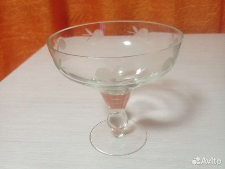 Ваза для фруктов на ножке СССР