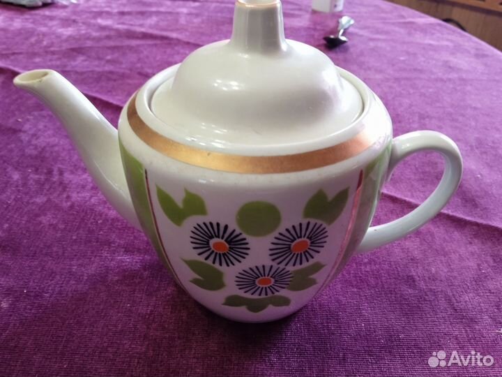Заварочный чайник, блюдца лфз