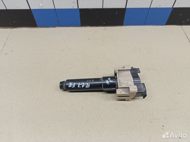 Форсунка омывателя фары Land Cruiser (150) -Prado