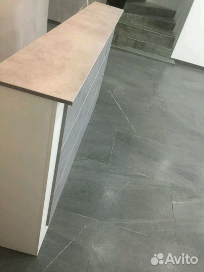 Ресепшен-Стойка администратора