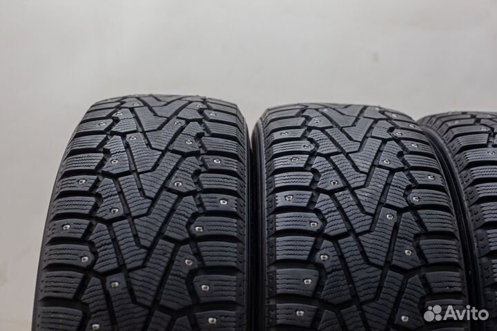 Pirelli Ice Zero 215/65 R17 103T