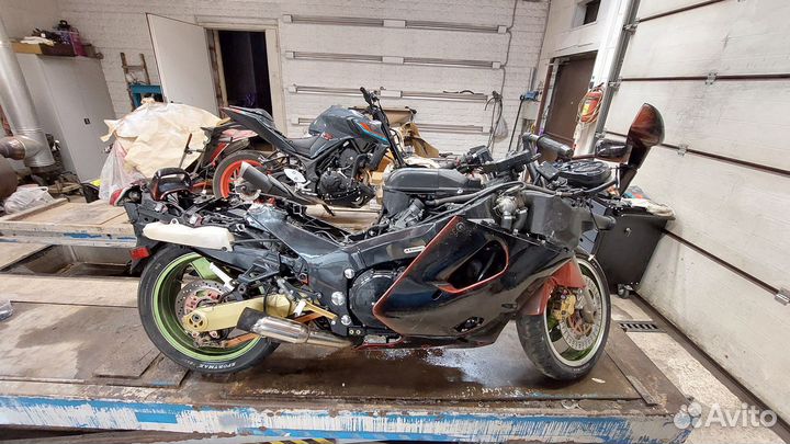 Kawasaki zzr 1100 в разбор