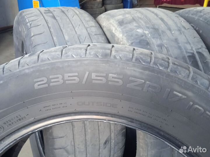 Nokian Tyres Hakka Black 235/55 R17 103Y