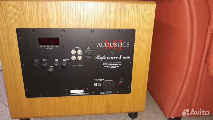 HiEnd сабвуфер Mj Acoustics Reference 1 Mk3