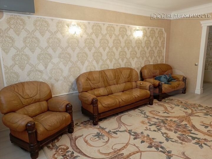 3-к. квартира, 103 м², 10/16 эт.