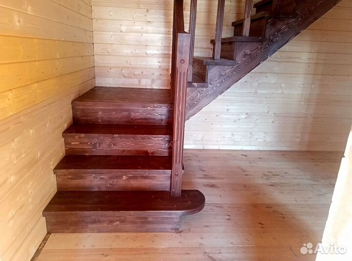 Деревянная лестница