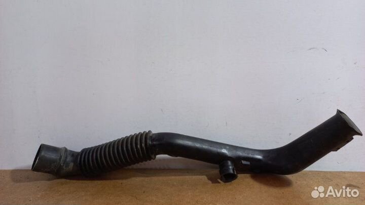 Патрубок воздушного фильтра Nissan Almera N15