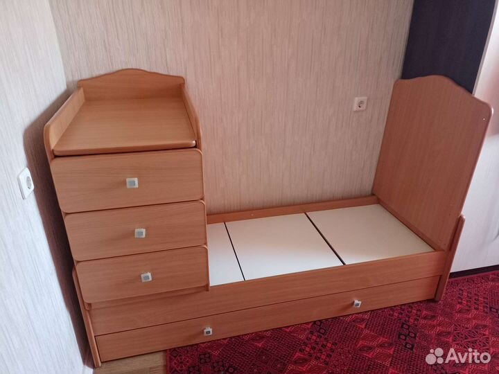 Детская кроватка трансформер с комодом