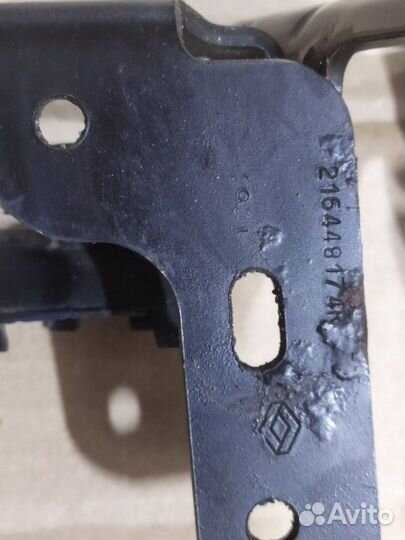 Кронштейн Nissan Terrano F4R 2021