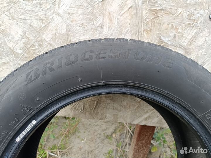 Bridgestone Blizzak VRX2 185/60 R15 84Q