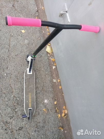 Трюковой самокат