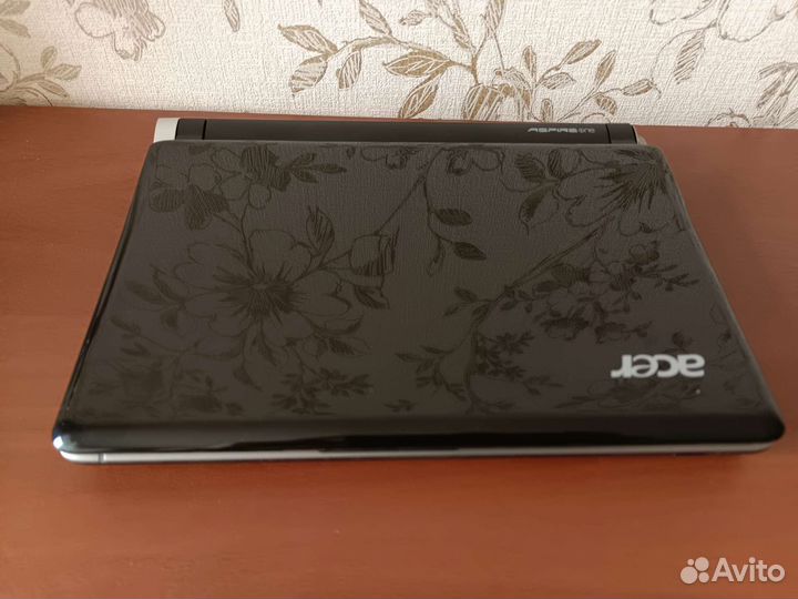 Нетбук acer aspire one