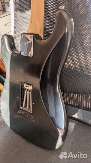 Squier standard stratocaster