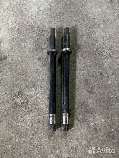 Промежуточный вал W204 W221 W212 W218 W216