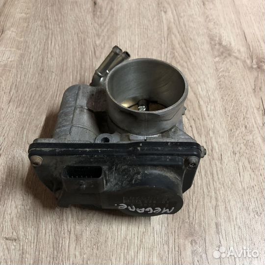 Дроссельная заслонка Renault Megane 3