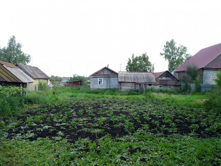 Дом 46 м² на участке 9,6 сот.