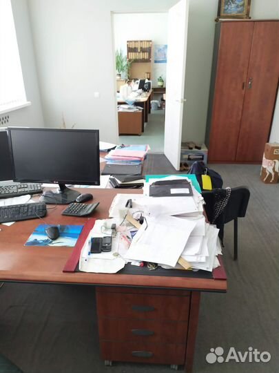 Мебель для офиса бу (полный комплект)