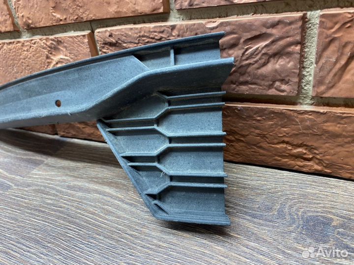 Решётка в бампер левая Skoda Rapid 2013-2020