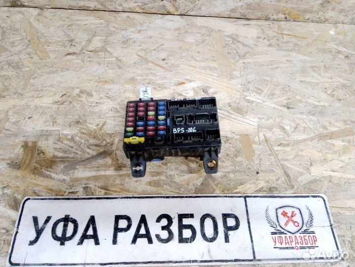 Блок предохранителей салонный Hyundai Getz 2002-20