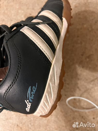 Кроссовки adidas