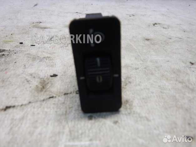 Переключатель света 61318360460