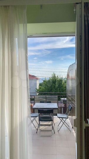 2-к. квартира, 57 м², 1/2 эт.