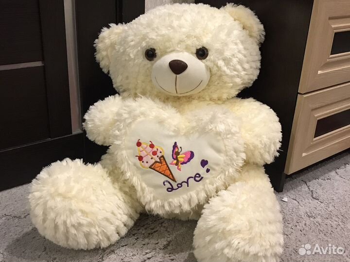 Плюшевый медведь большой