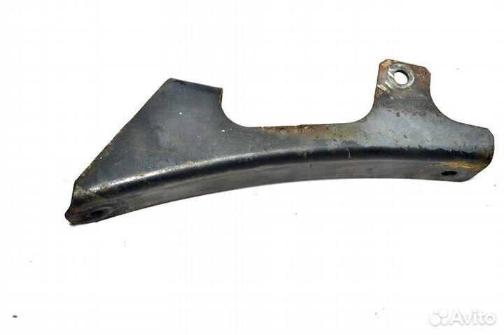 Кронштейн крыла переднего моста, левый DAF XF105