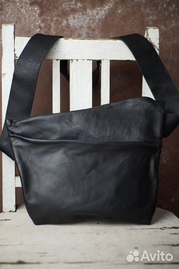 Сумка кроссбоди чёрная