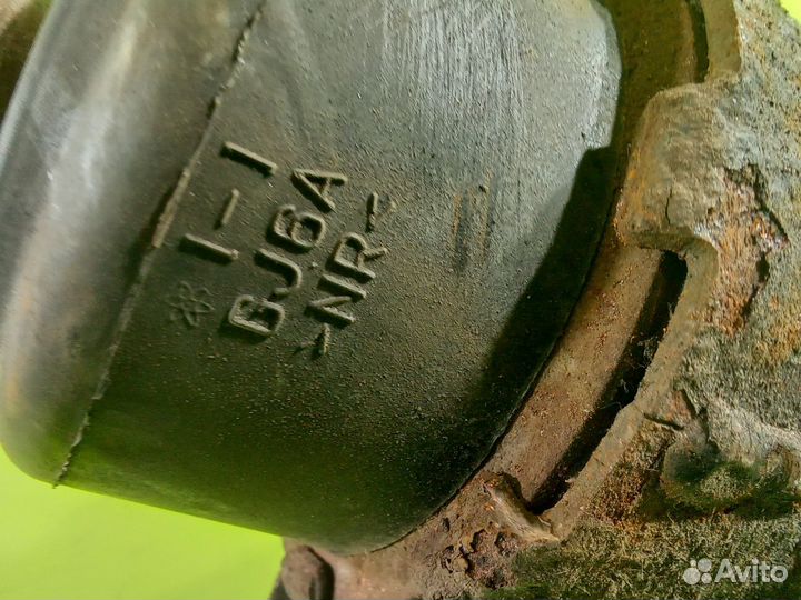 Опора правая для Mazda 6 2002-2007