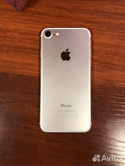 iPhone 7, 32 ГБ