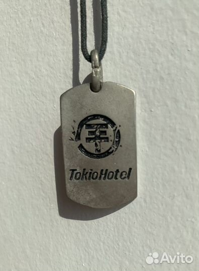 На доставке Tokio Hotel