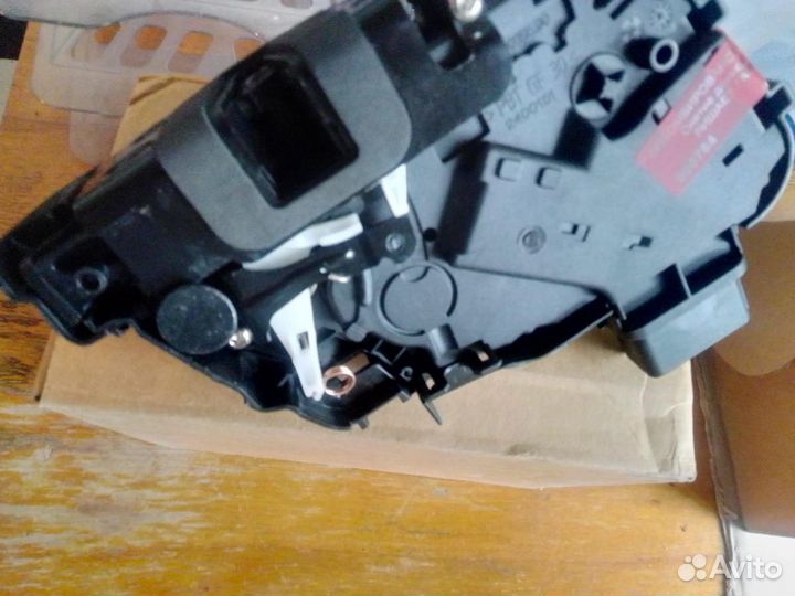 Замок двери Land rover freelander 2