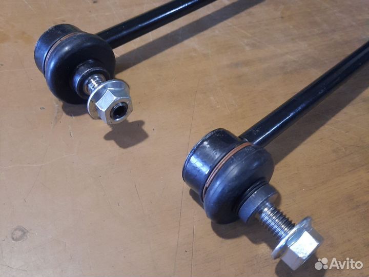 Стойка пер.стабилизатора Land Rover freelander 2