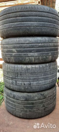 Pirelli P Zero 275/45 R21 и 315/40 R21 111Y